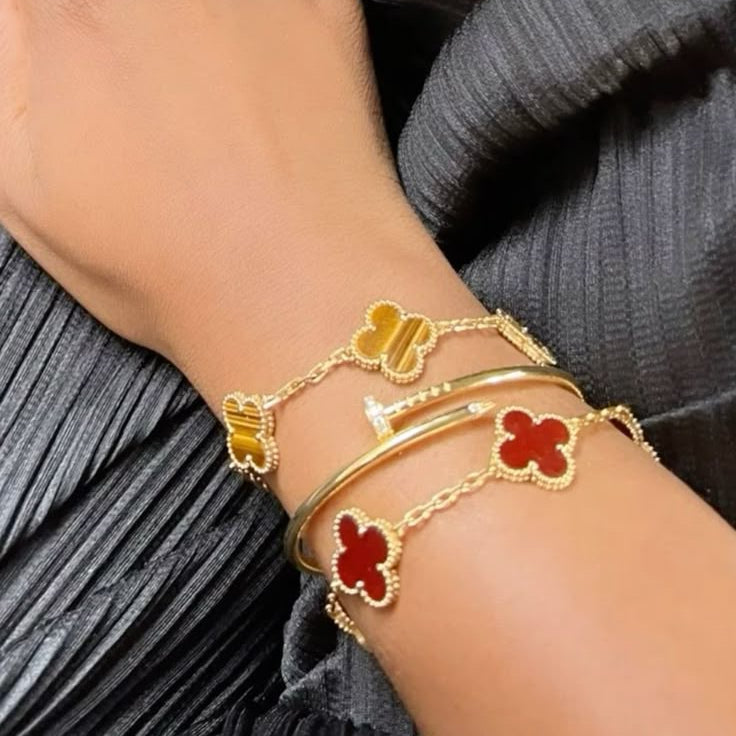 CLOVER | RED
